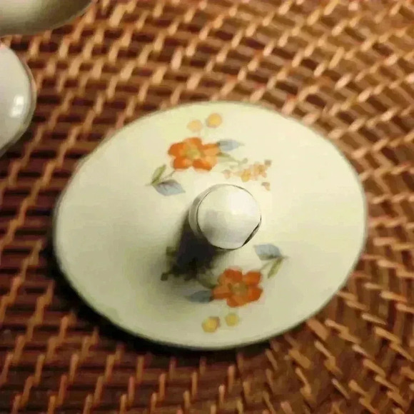 Edwin M. Knowles China Co. SEMI VITREOUS 43-8 Made in U.S.A. Floral Sugar Bowl - Picture 4 of 9